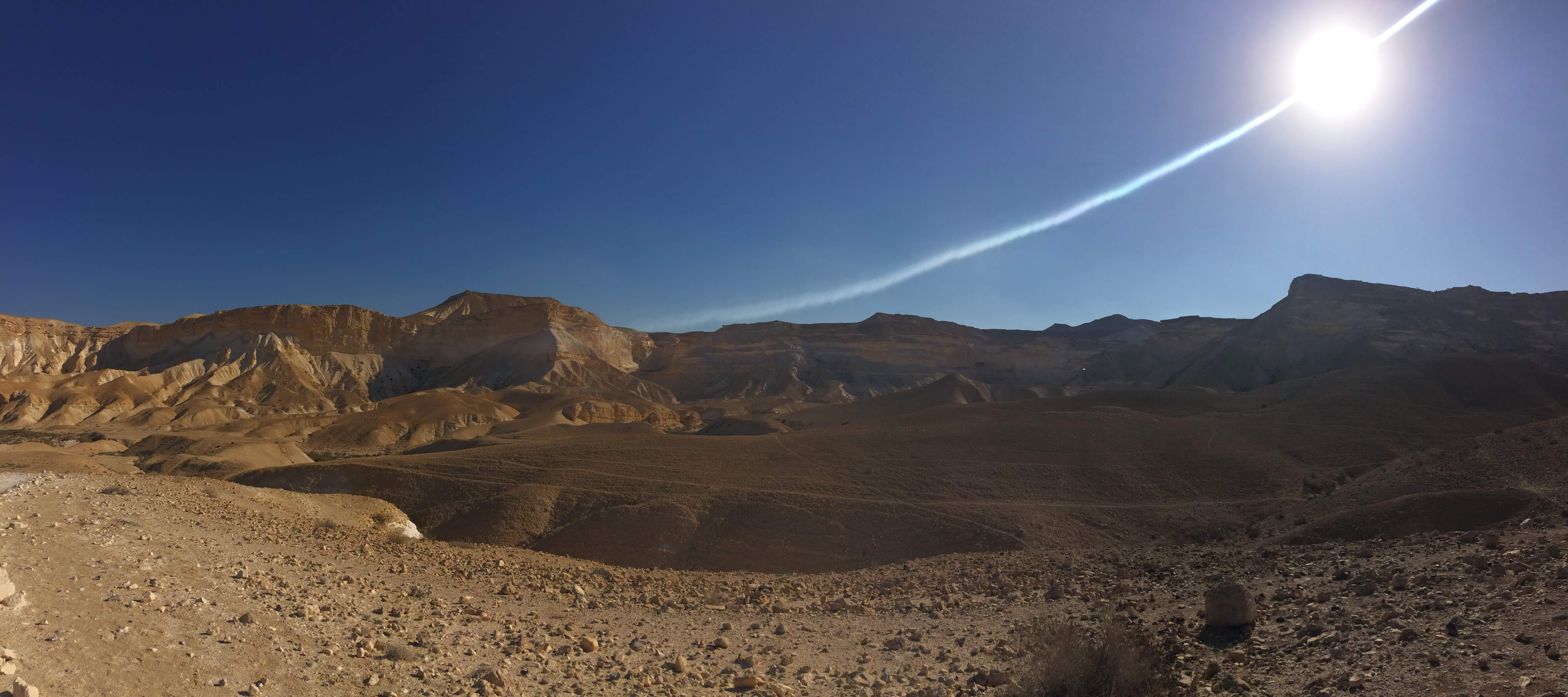 Weite Wüstenlandschaft
